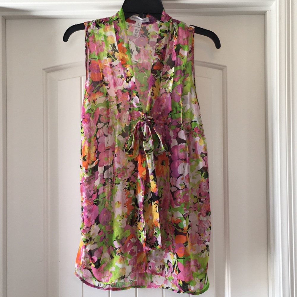 Sheer Floral Sleeveless Blouse Small